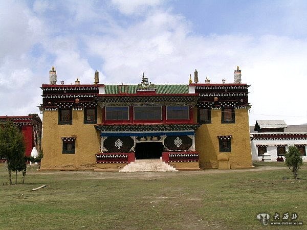 惠遠寺藏名為＂嘎達向巴林＂