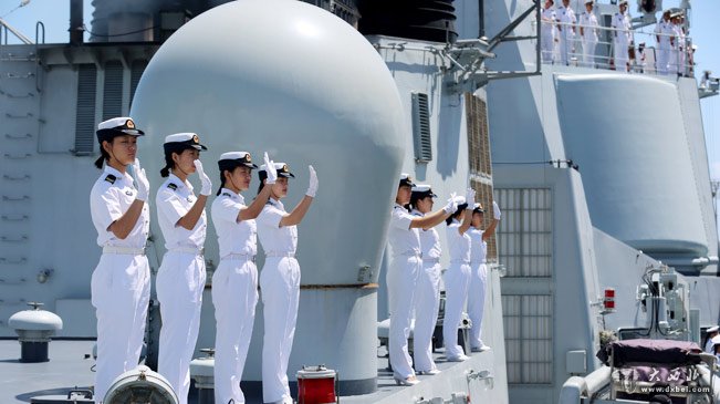 中國海軍艦艇編隊?？堪拇罄麃喲a給休整