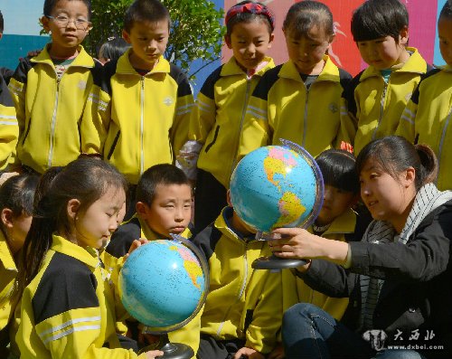 蘭州市城關(guān)區(qū)段家灘小學(xué)開展“世界地球日”活動