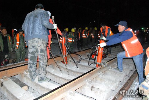 中川鐵路道岔撥接率先完工