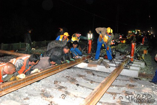 中川鐵路道岔撥接率先完工