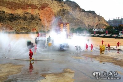 液化氣槽車泄漏了，快撲救！蘭州消防開展大型演練活動