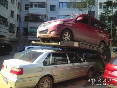 金雁花園居民體驗(yàn)：現(xiàn)在不管回家多晚，都不愁沒地方停車了