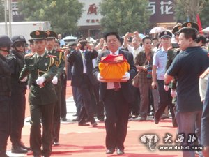 涇川大云寺迎請安奉1964年出土佛祖舍利