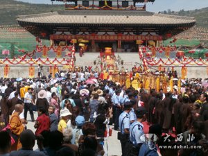 涇川大云寺迎請安奉1964年出土佛祖舍利