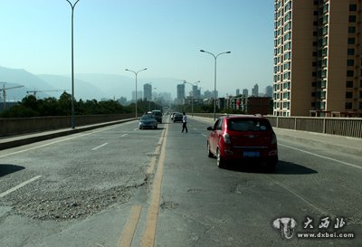 蘭州第一座大型公路鐵路立體交叉橋即將重建