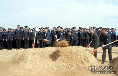 蘭州舉行公安英烈園、警魂園奠基儀式